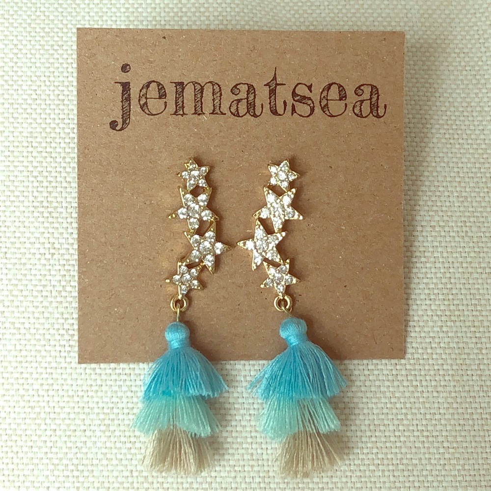 🌟Adorable Star Tassel Earrings!🌟